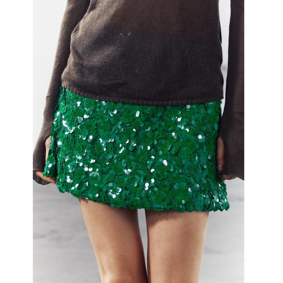 Zara sequin mini skirt - Picture 2 of 10